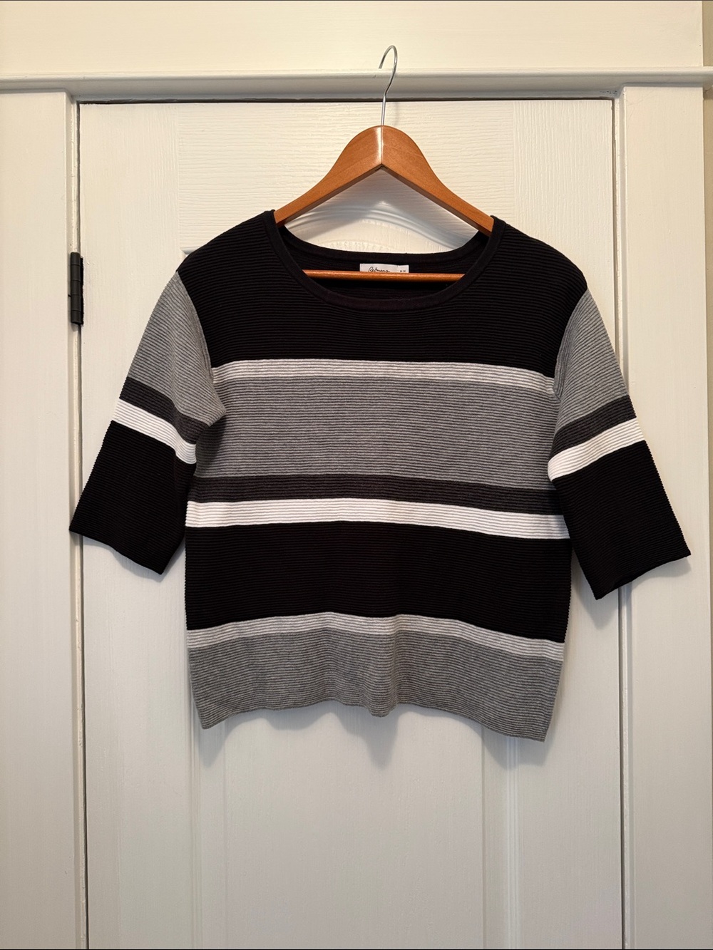 Reitmans Black, Gray & White Striped Crewneck Sweater